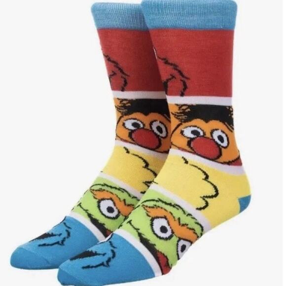 Bioworld Sesame Street and Friends Crew Socks - Picture 1 of 5